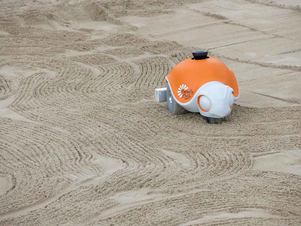 روبات ساحلی